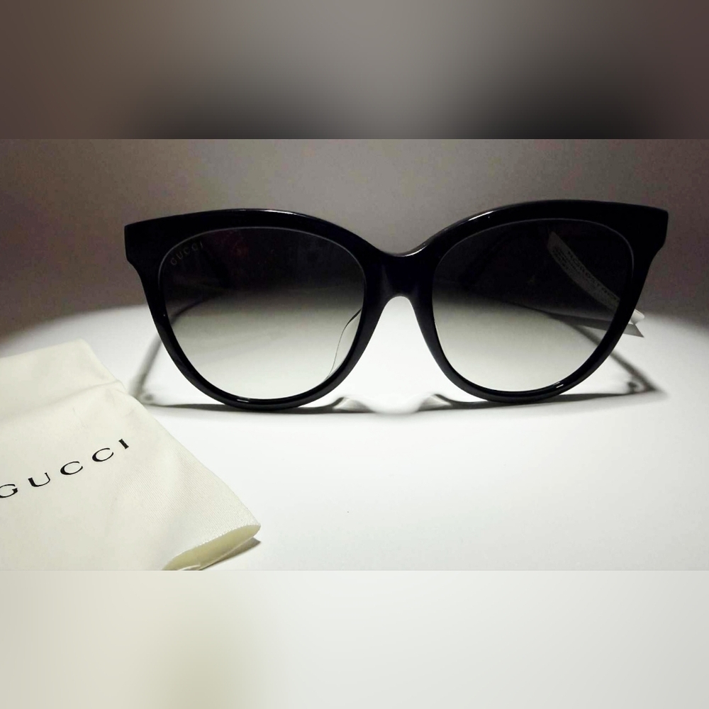 ✨ **NEW** Gucci Women's GG0081SK 56mm Sunglasses - Authentic - Picture 3 of 8